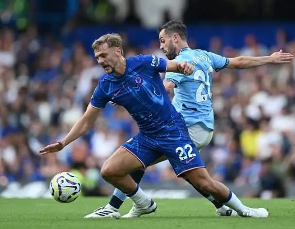 曼城中场发挥出色,击败切尔西追赶领头羊 曼城中场发挥出色,击败切尔西追赶领头羊